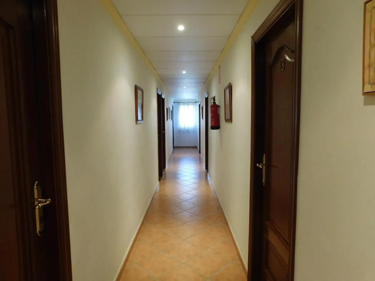 Guest house Hostal Macias, El Rey Del Sol