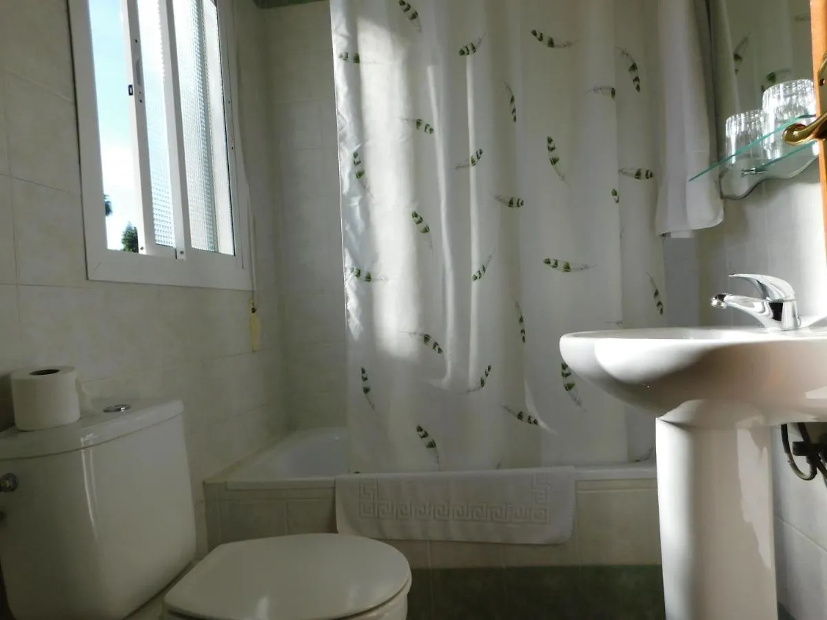 Hostal Macias, El Rey Del Sol 0*, Alora Spain